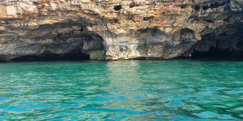 Un indimenticabile tour, dalle spiagge di Marina di Pescoluse alle grotte di Marina di Felloniche fino a Leuca